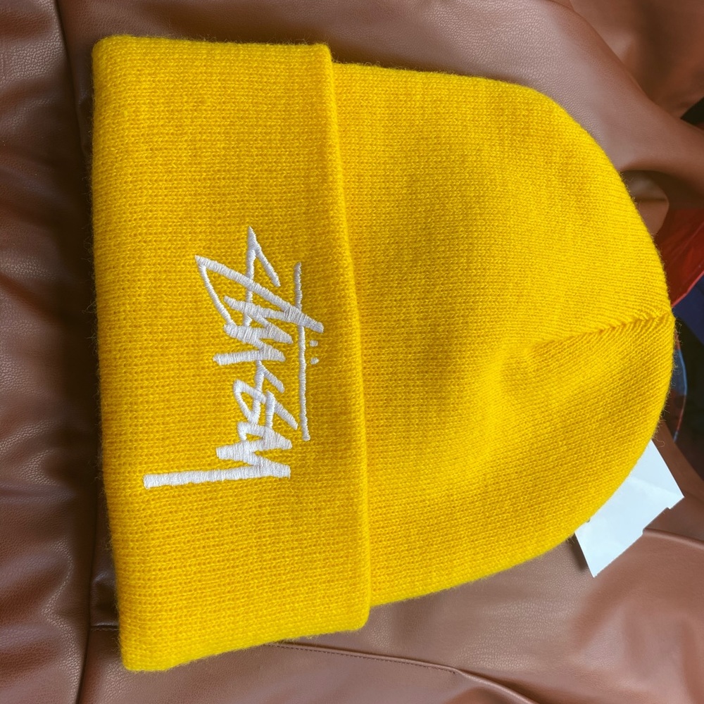 yellow stussy beanie